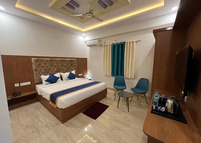 Deluxe King Room