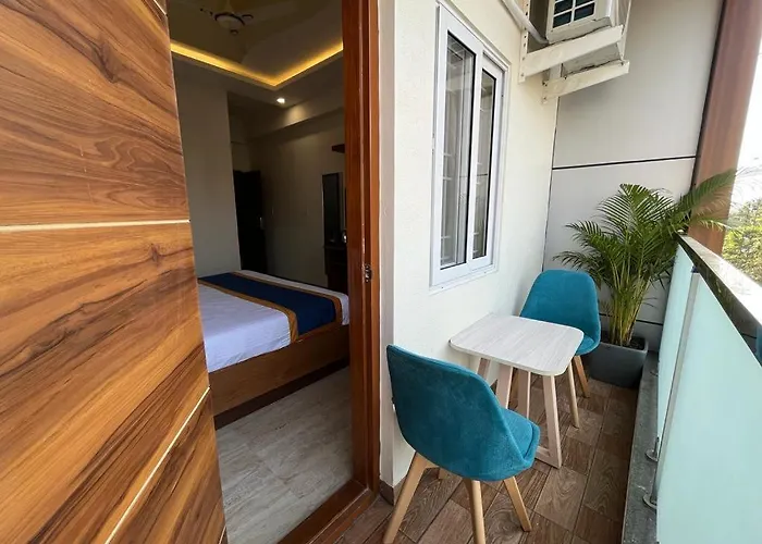 Deluxe King Room